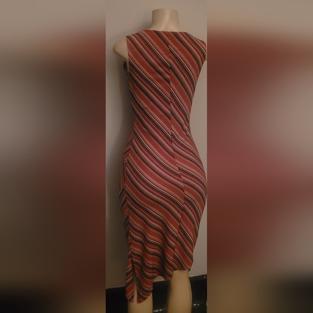 Womens dress - Picture 2 of 3